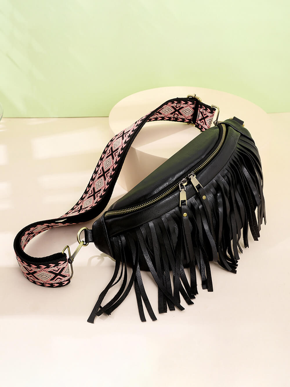 Vintage Totem Hobo Tasche mit Schultergurt und Quaste