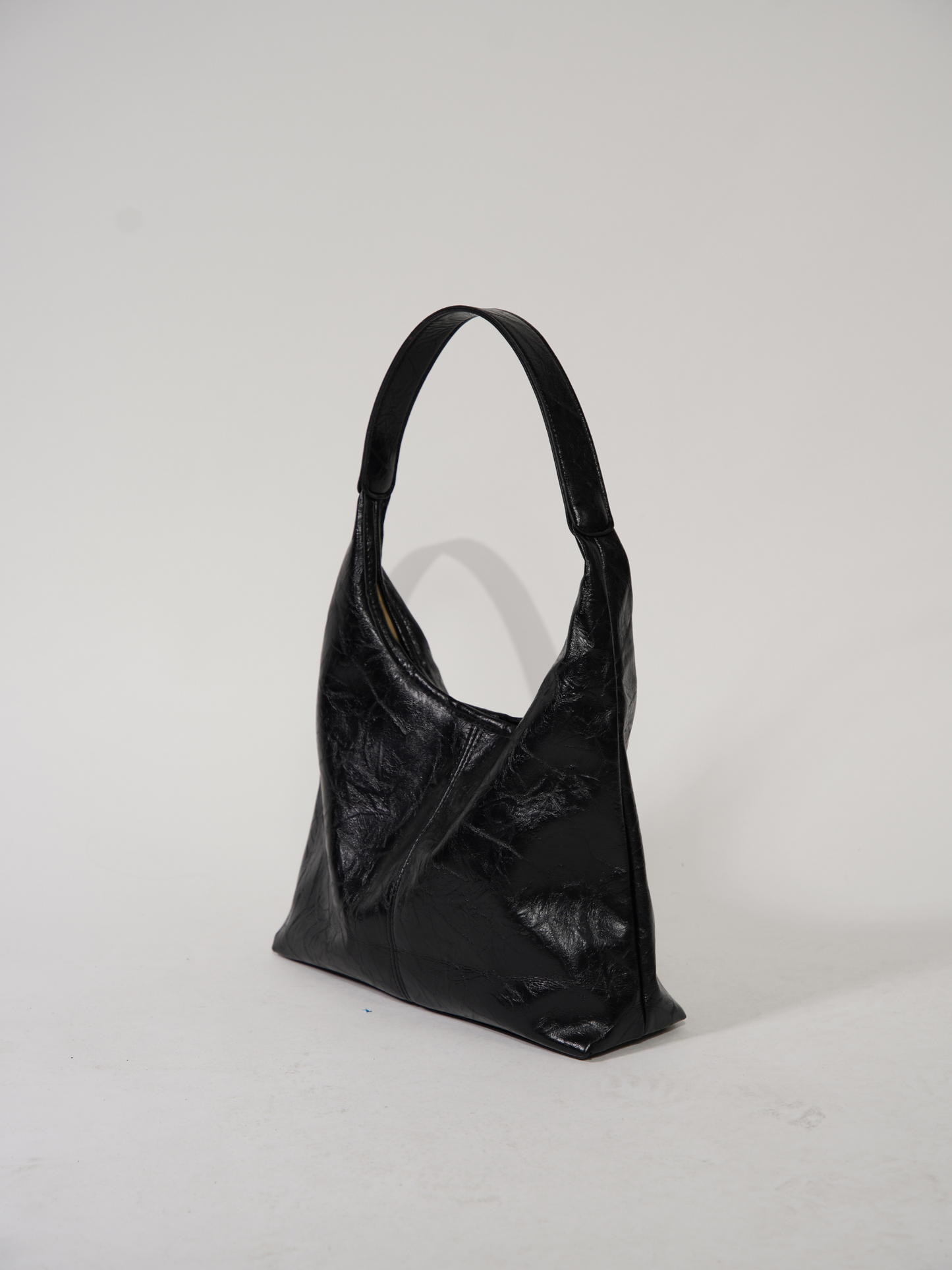 Tote Scarlett aus Distressed-Leder