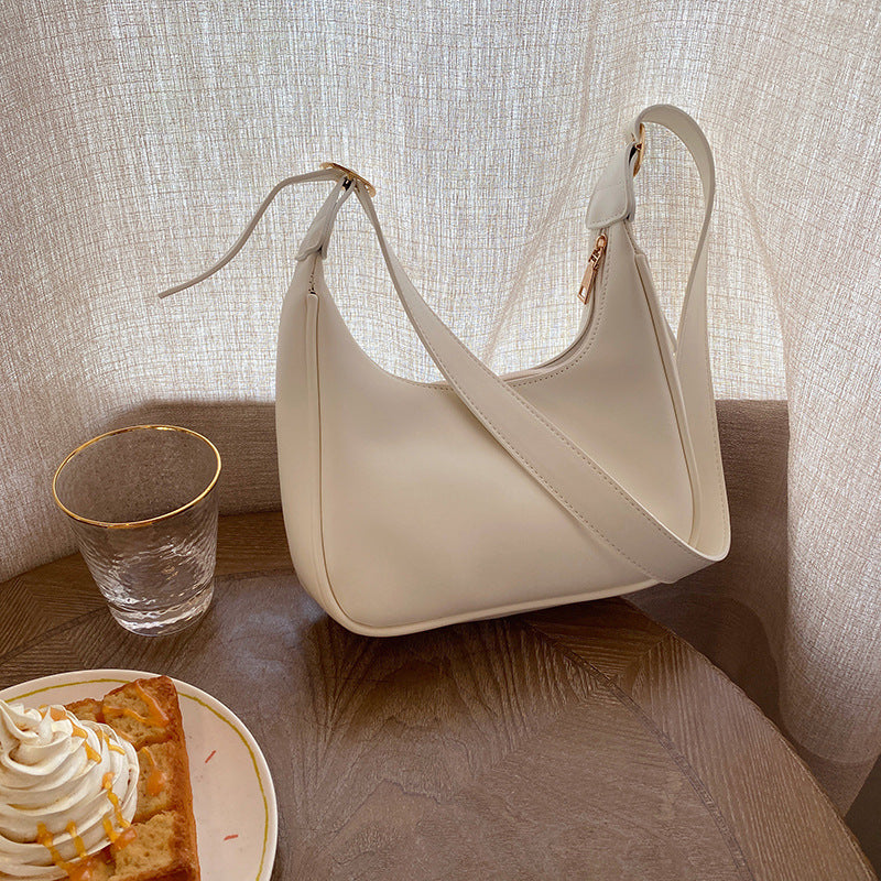 Celeste | Halbmond-Tasche