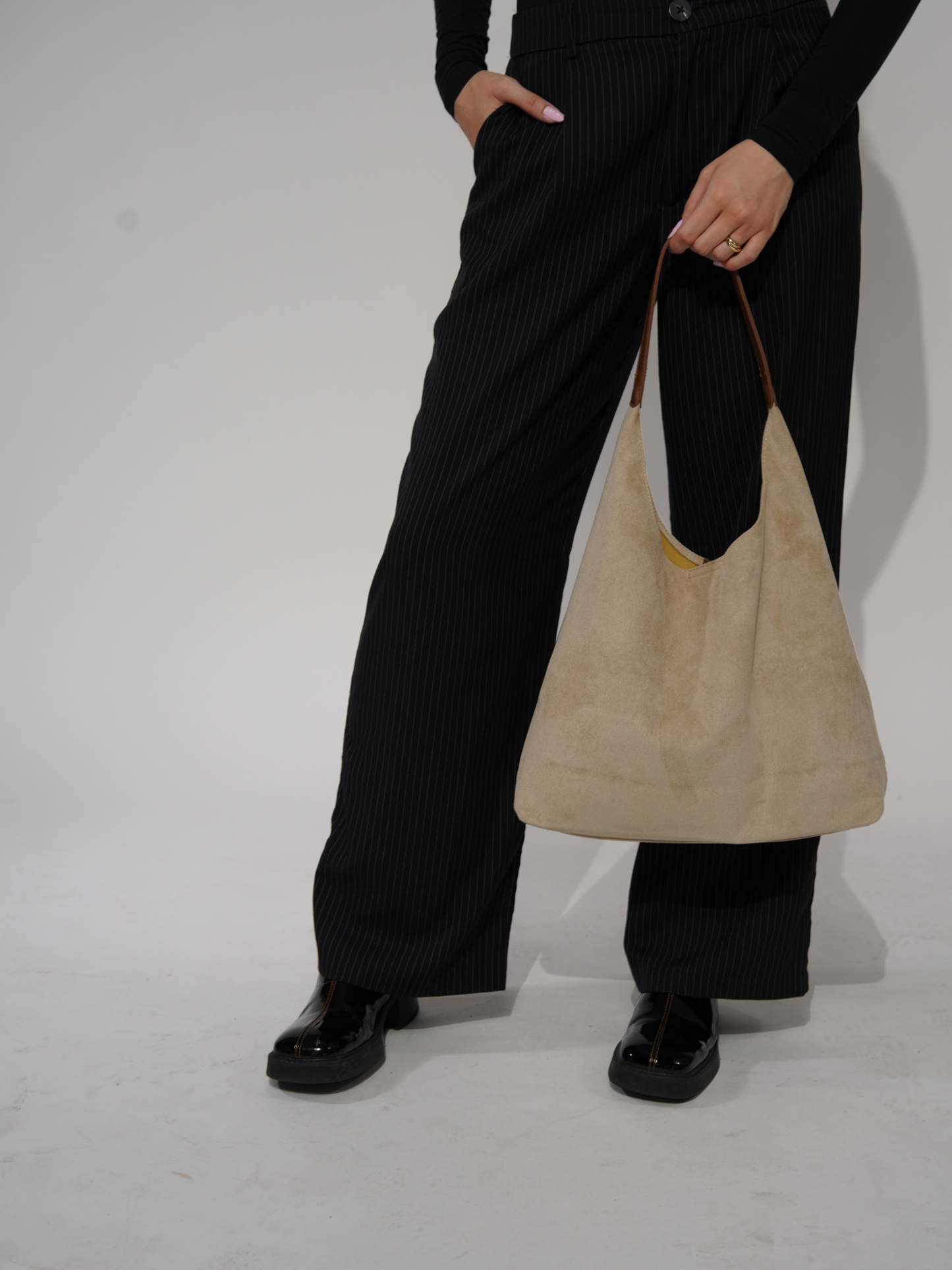 Tote Bag aus Wildleder für den Alltag