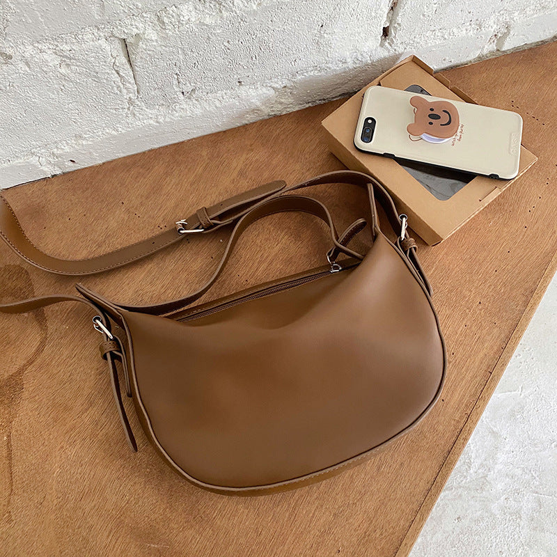 Celeste | Halbmond-Tasche