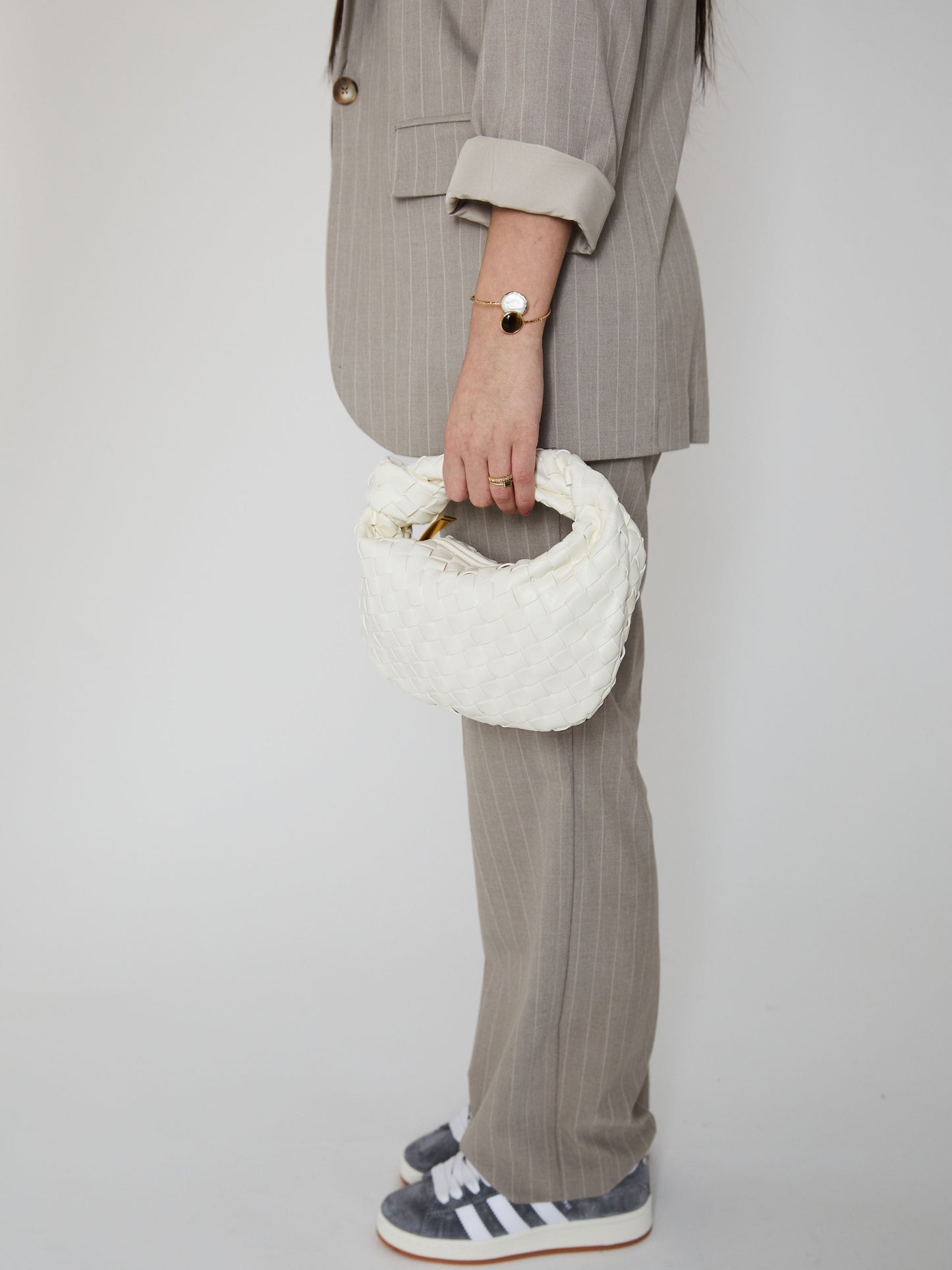 Mini-Ledertasche für den Alltag - Weiß