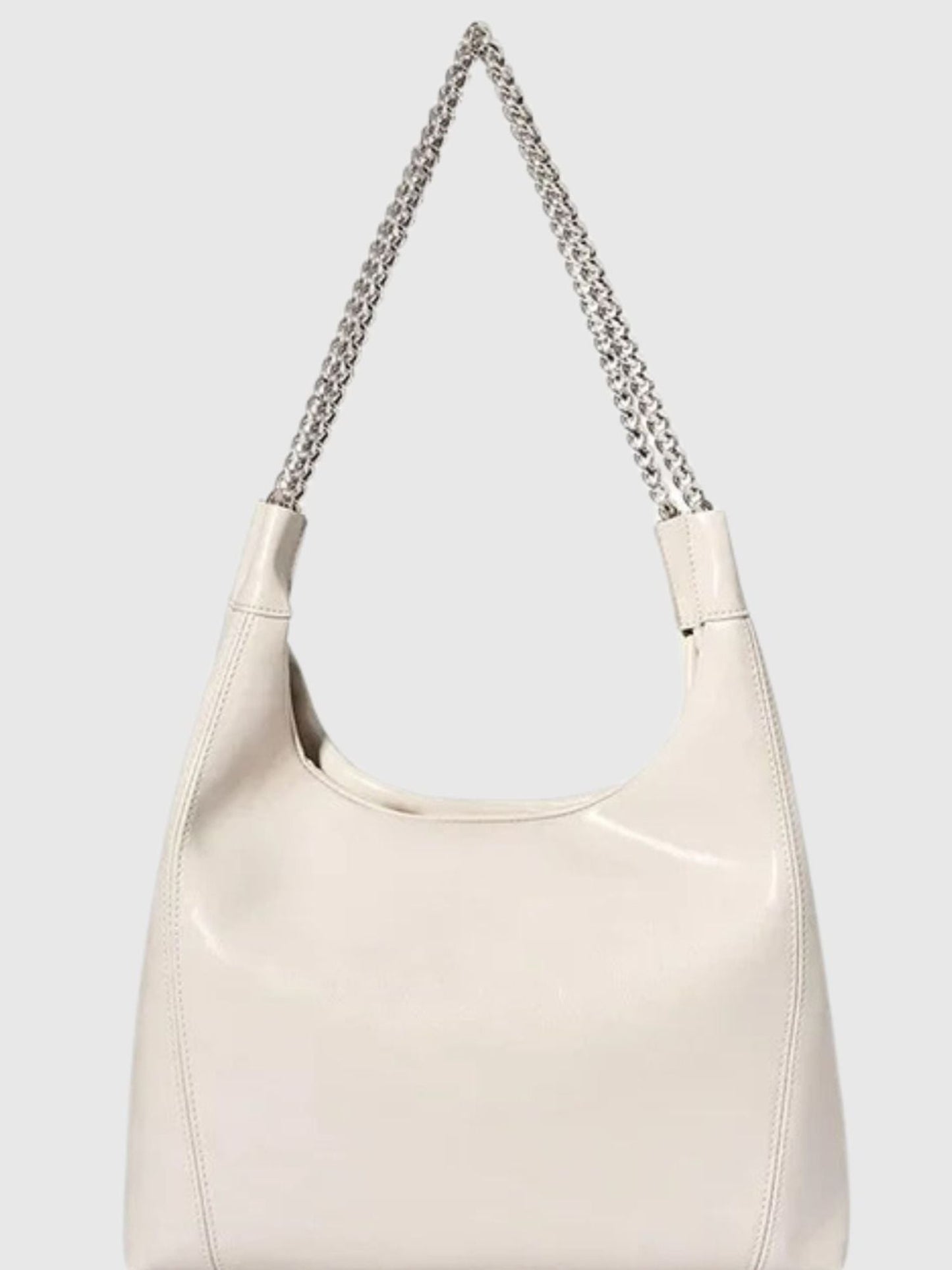 Schicke Tote mit Kette
