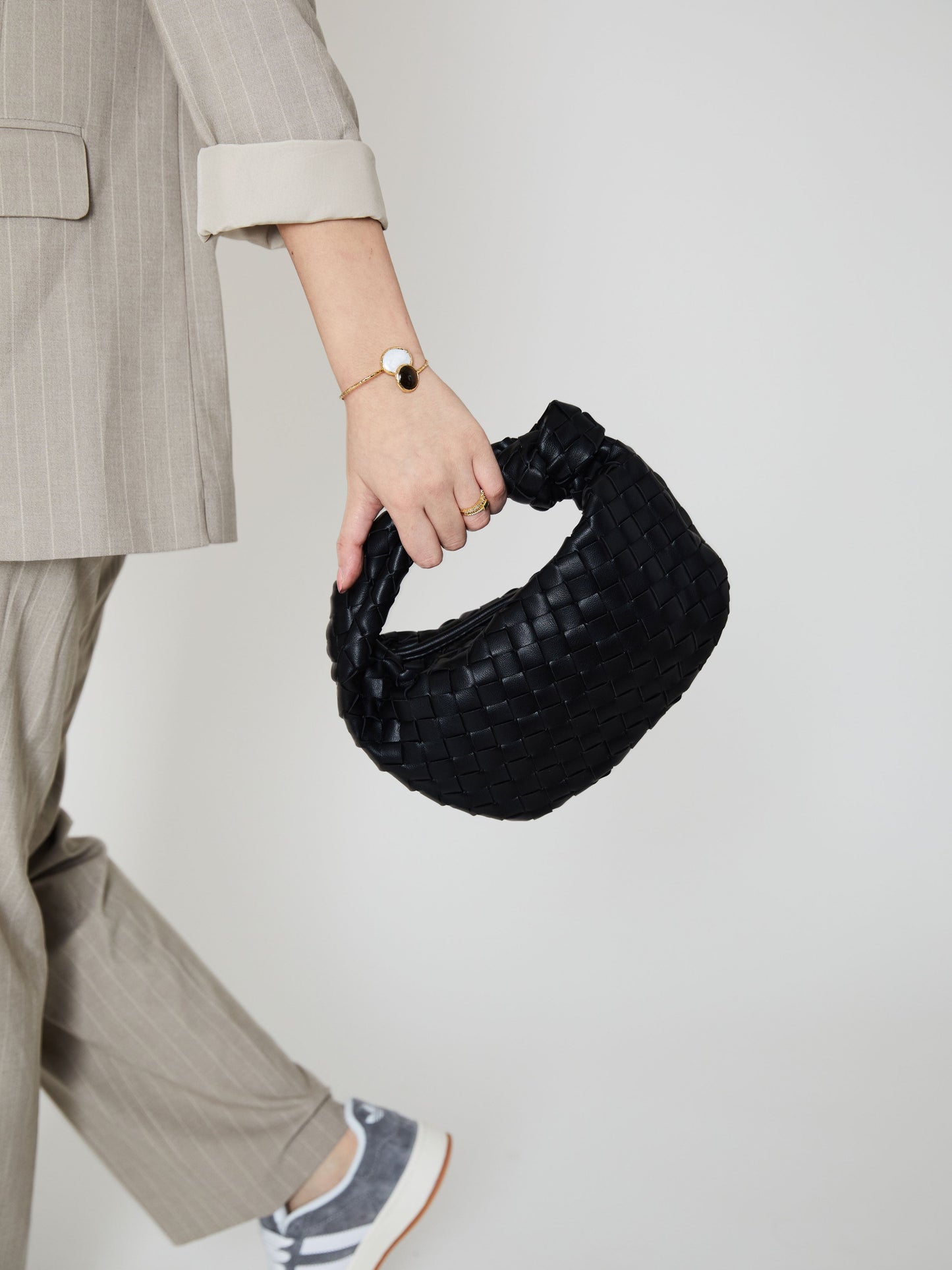 Mini-Ledertasche für den Alltag - Schwarz