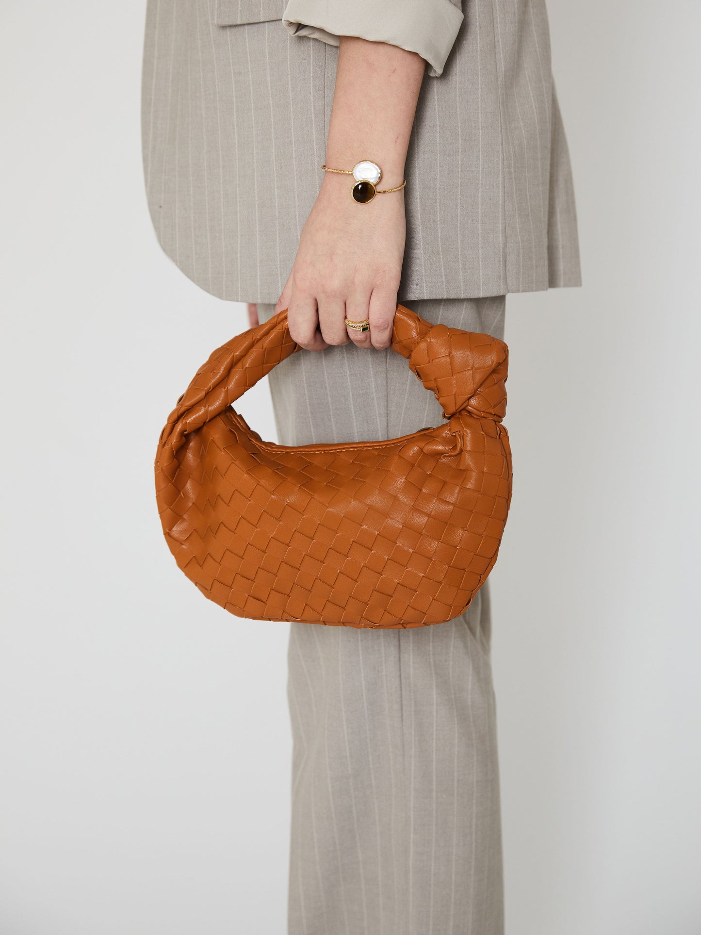 Mini-Ledertasche für den Alltag - Kamel