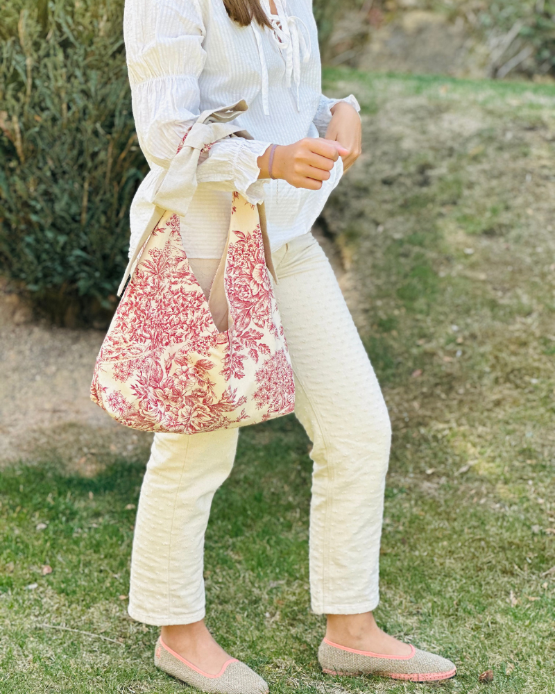 Handtasche aus Toile de Jouy mit Spitze