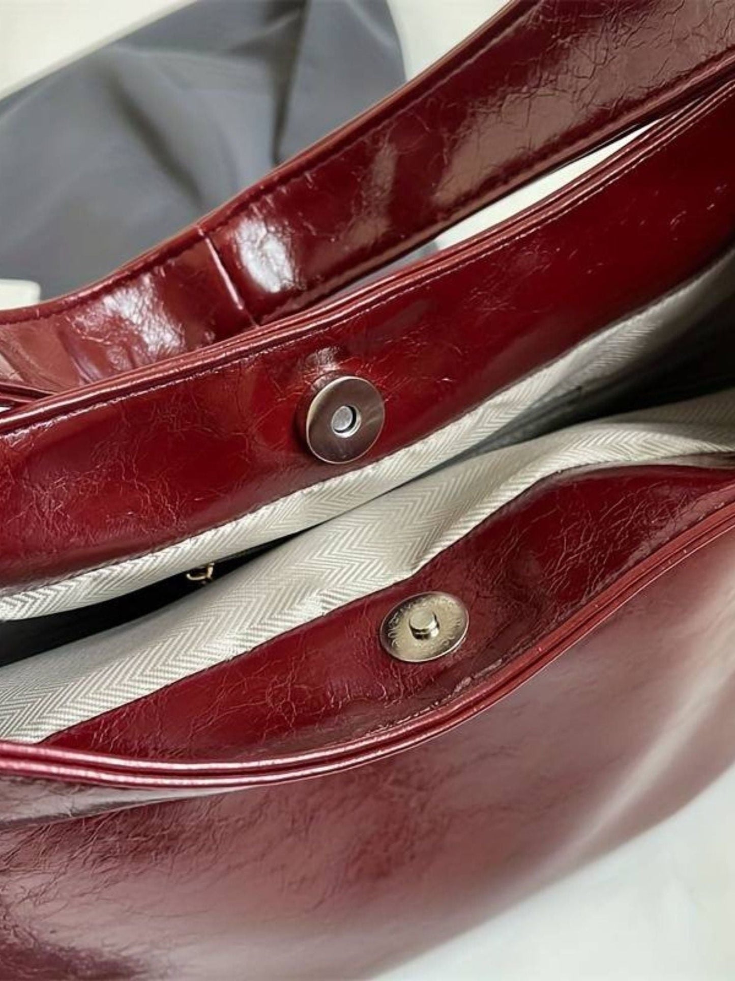 BB-Tasche im Distressed-Look für jeden Tag