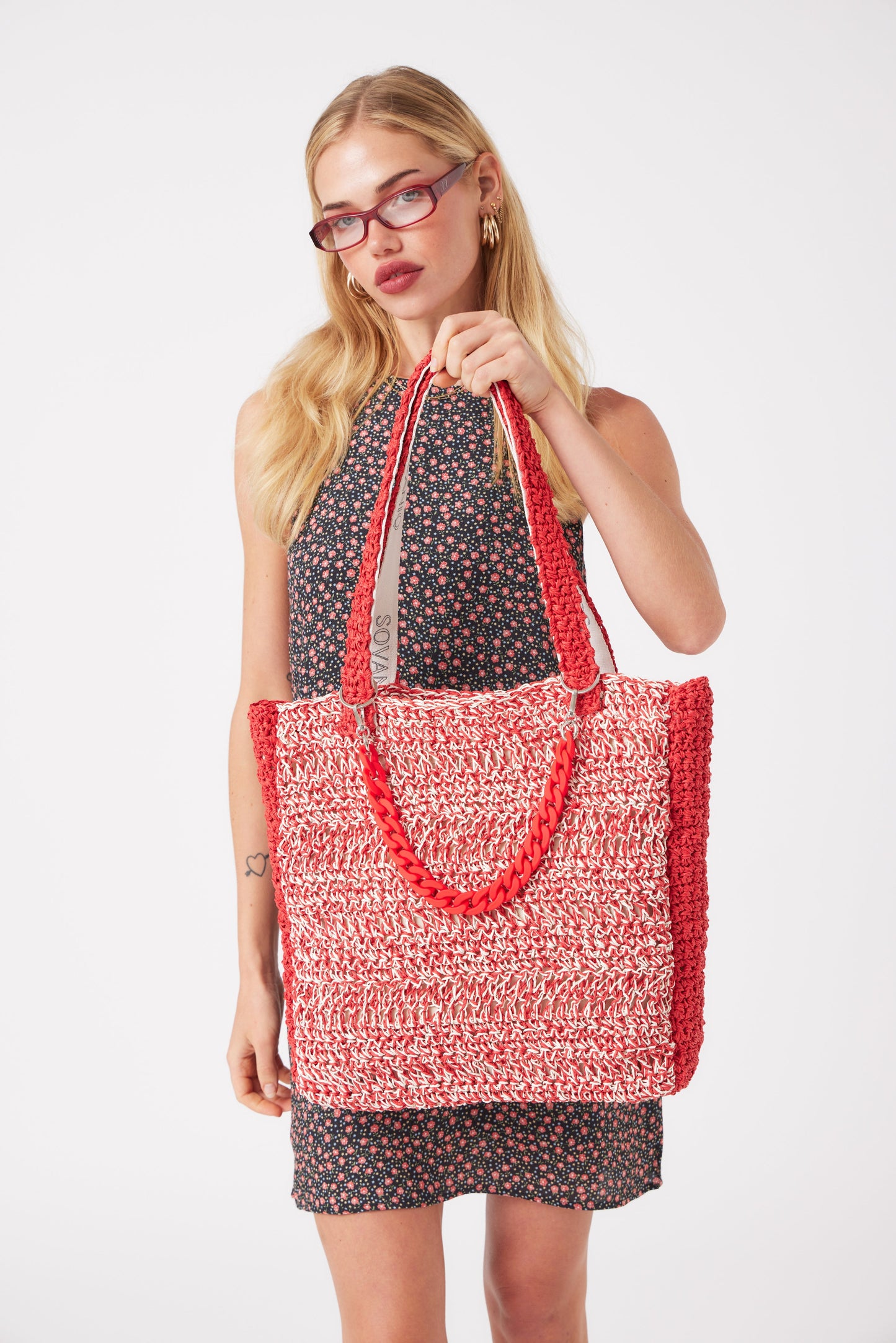 DAISY TASCHE