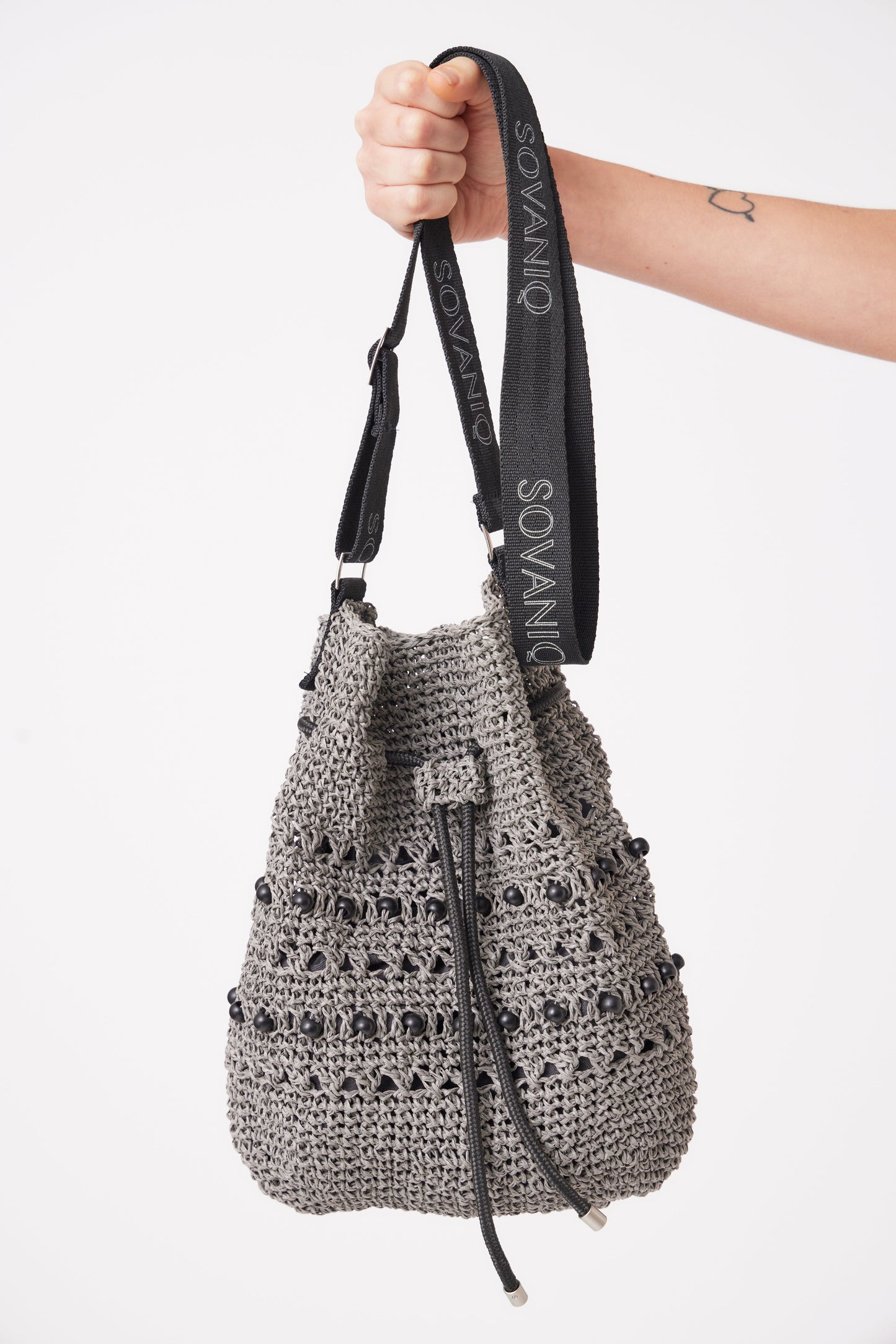 BIANCA TASCHE MIT PERLEN