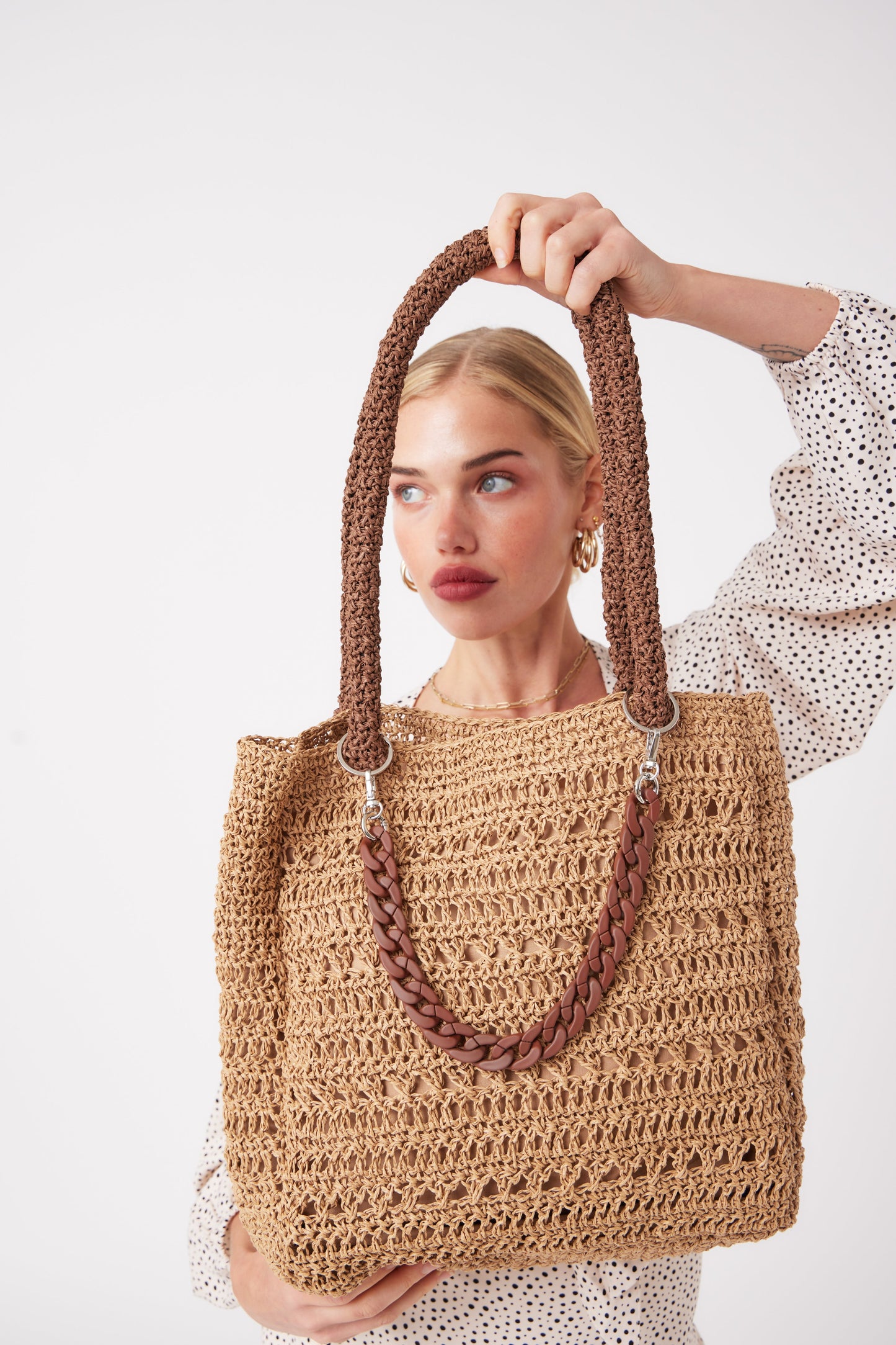 TALIA TASCHE