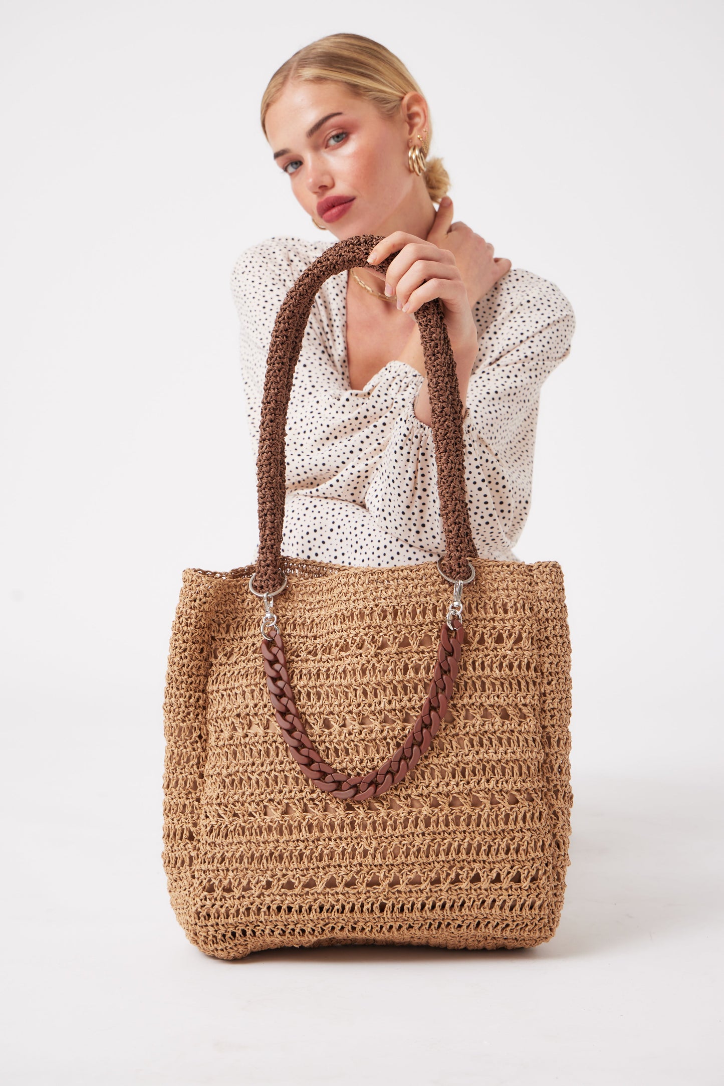 TALIA TASCHE