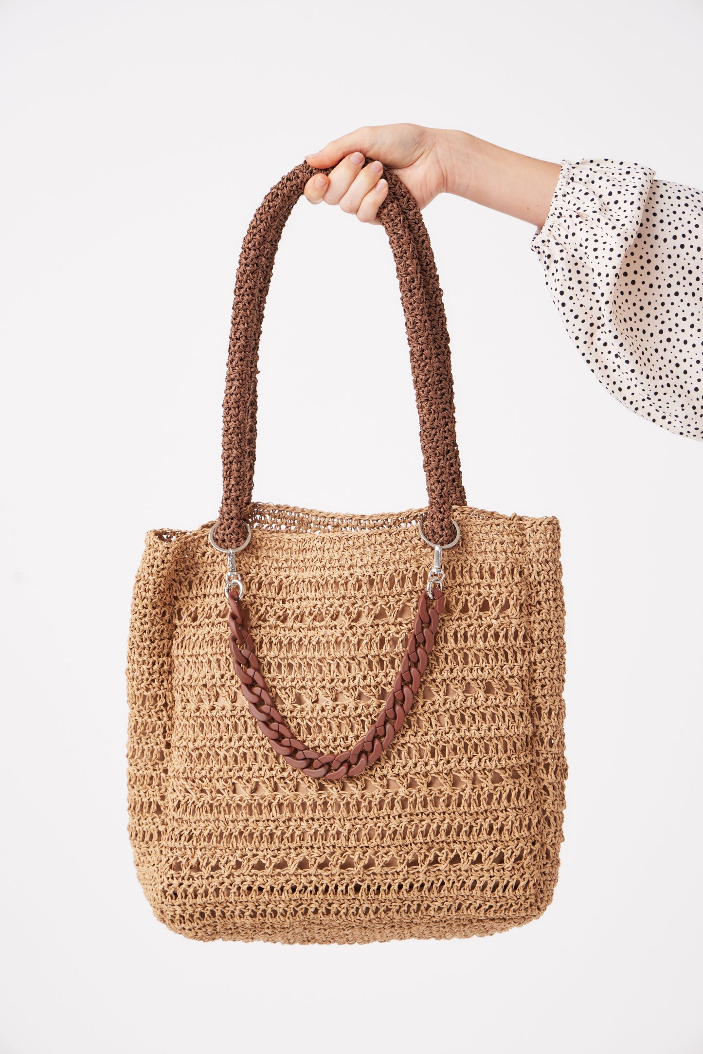 TALIA TASCHE