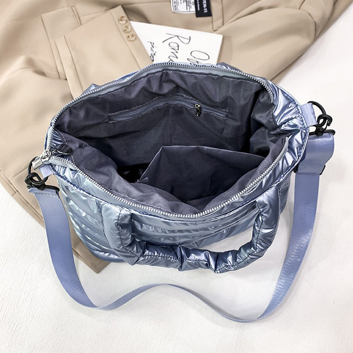 Puffertasche aus Satin