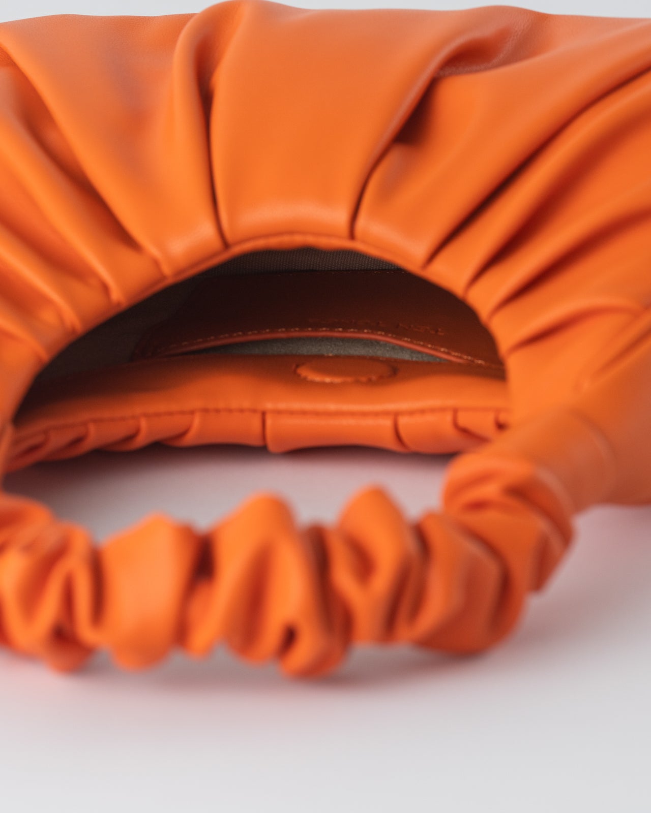 TuxodoBAG - The Cloud Black Orange