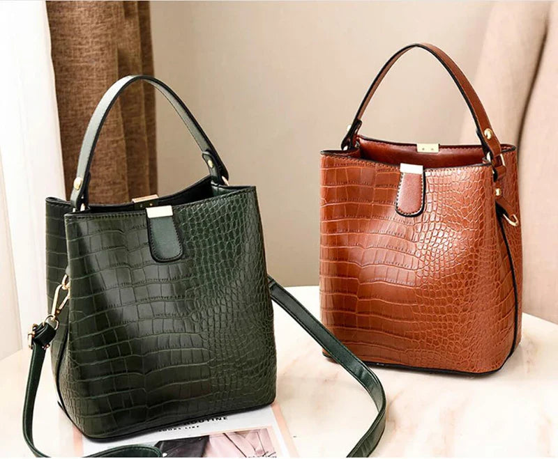 OZI A4 HANDTASCHEN
