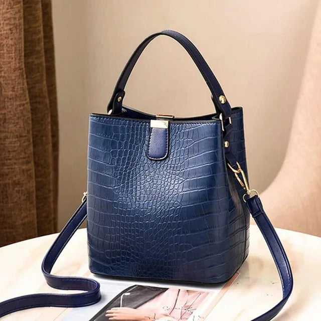 OZI A4 HANDTASCHEN