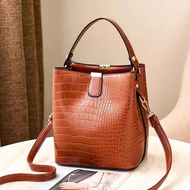 OZI A4 HANDTASCHEN