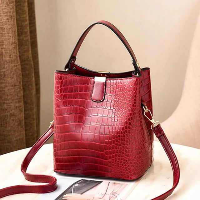 OZI A4 HANDTASCHEN