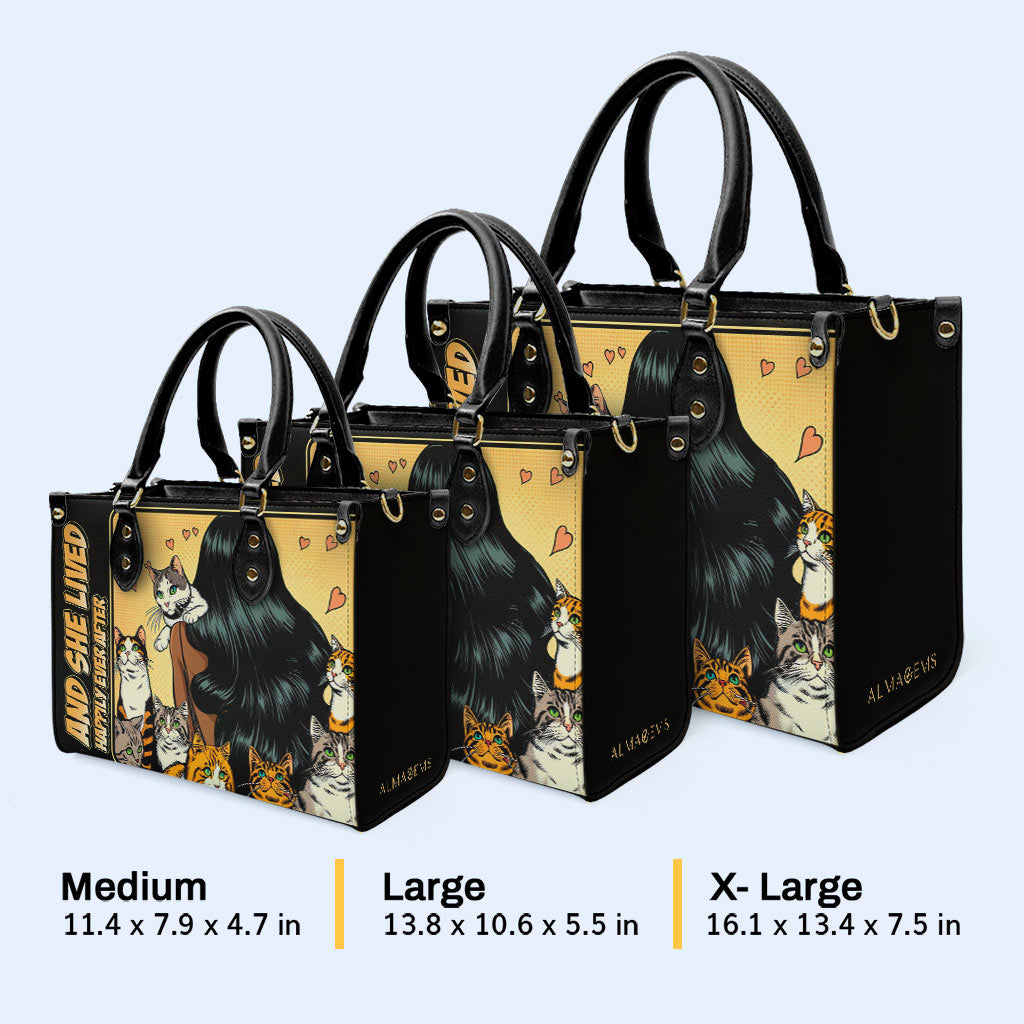 Und sie lebte glücklich bis ans Ende ihrer Tage – Schwarz – Personalisierte Lederhandtasche für Katzenliebhaber – LL04BLACK