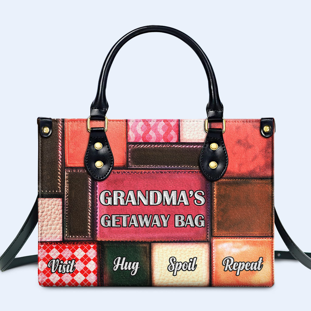Omas Fluchttasche - Personalisierte Lederhandtasche - MM02