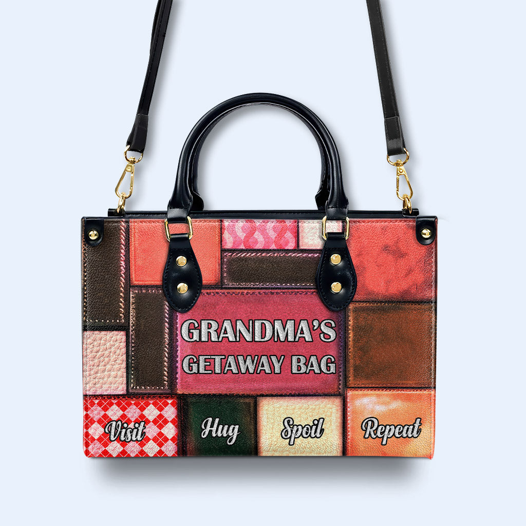 Omas Fluchttasche - Personalisierte Lederhandtasche - MM02