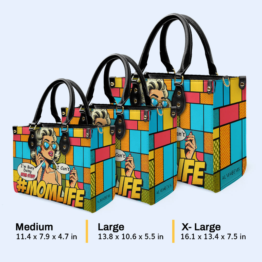 Busy Doing Mom Stuff - Personalisierte Lederhandtasche - MM06