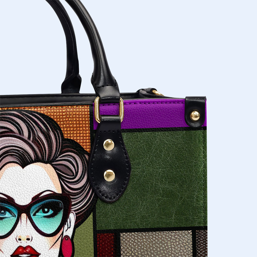 Oma zu sein ist unbezahlbar - Personalisierte Lederhandtasche - MM16