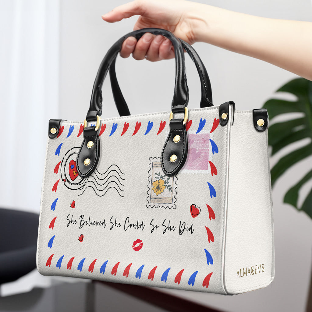 Sie glaubte, sie könnte es, also tat sie es – personalisierte Lederhandtasche – MM52