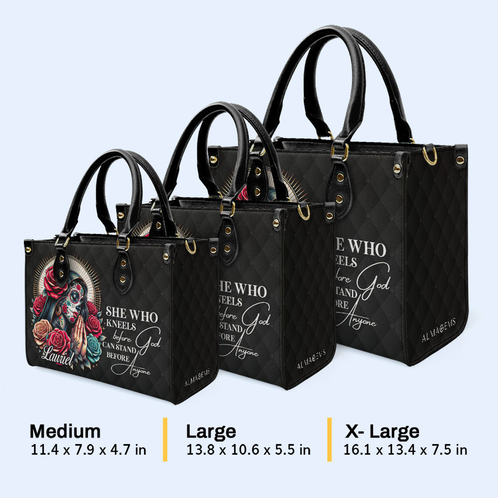 Sie, die vor Gott kniet - personalisierte Lederhandtasche - MX11