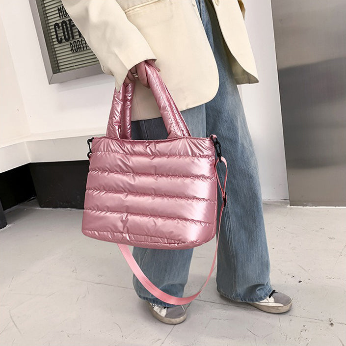 Puffertasche aus Satin