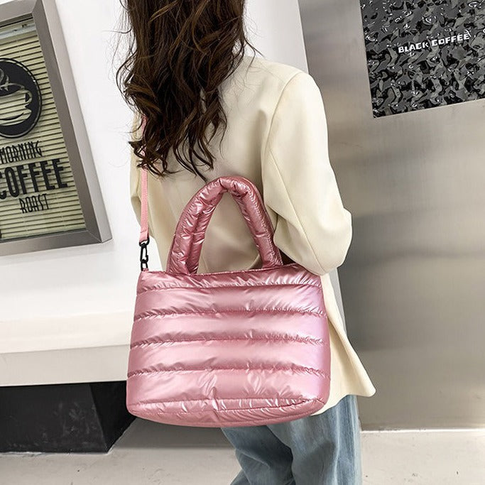 Puffertasche aus Satin