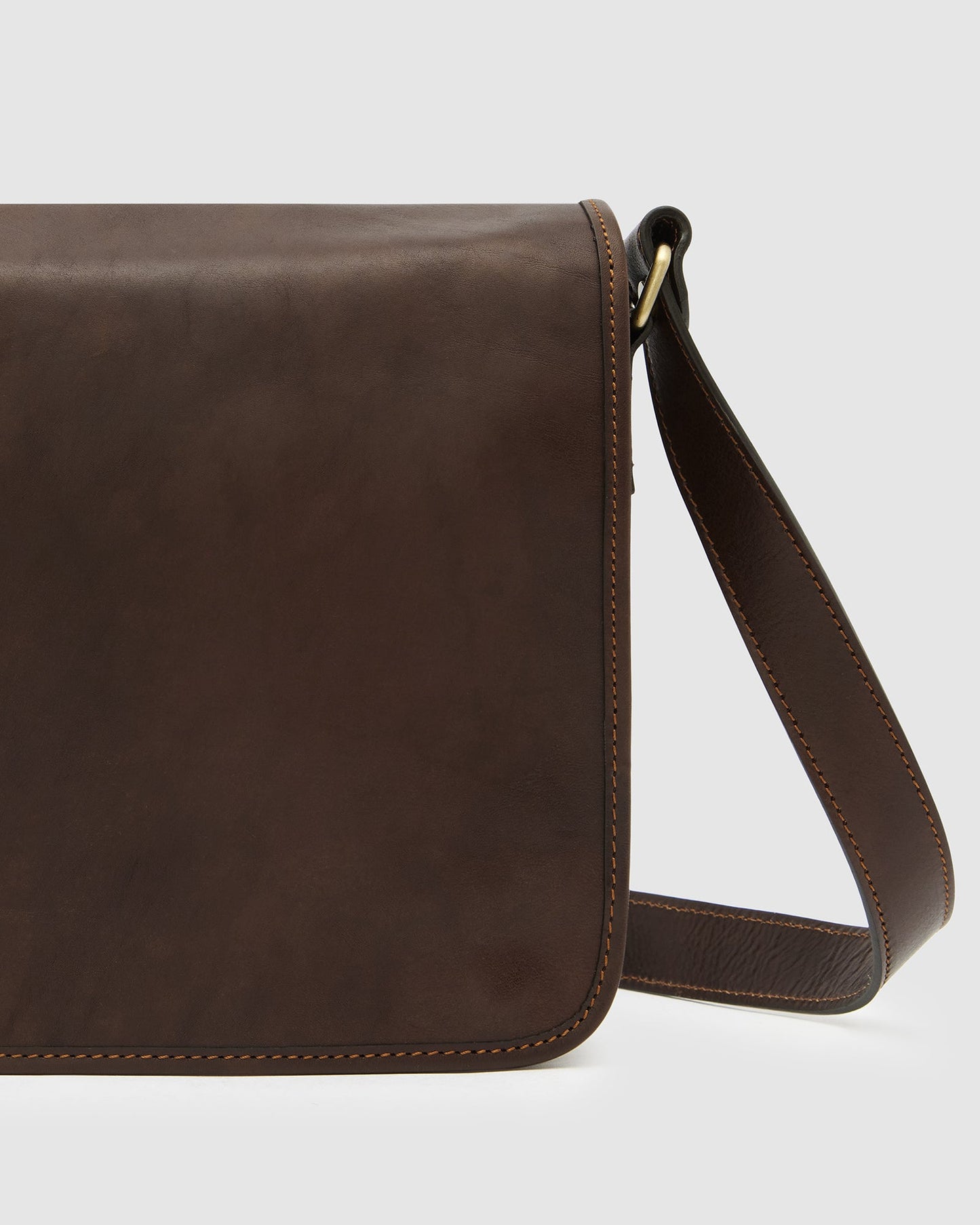 Aurelian Matt Chocolate - 13" Laptop-Messenger aus Leder