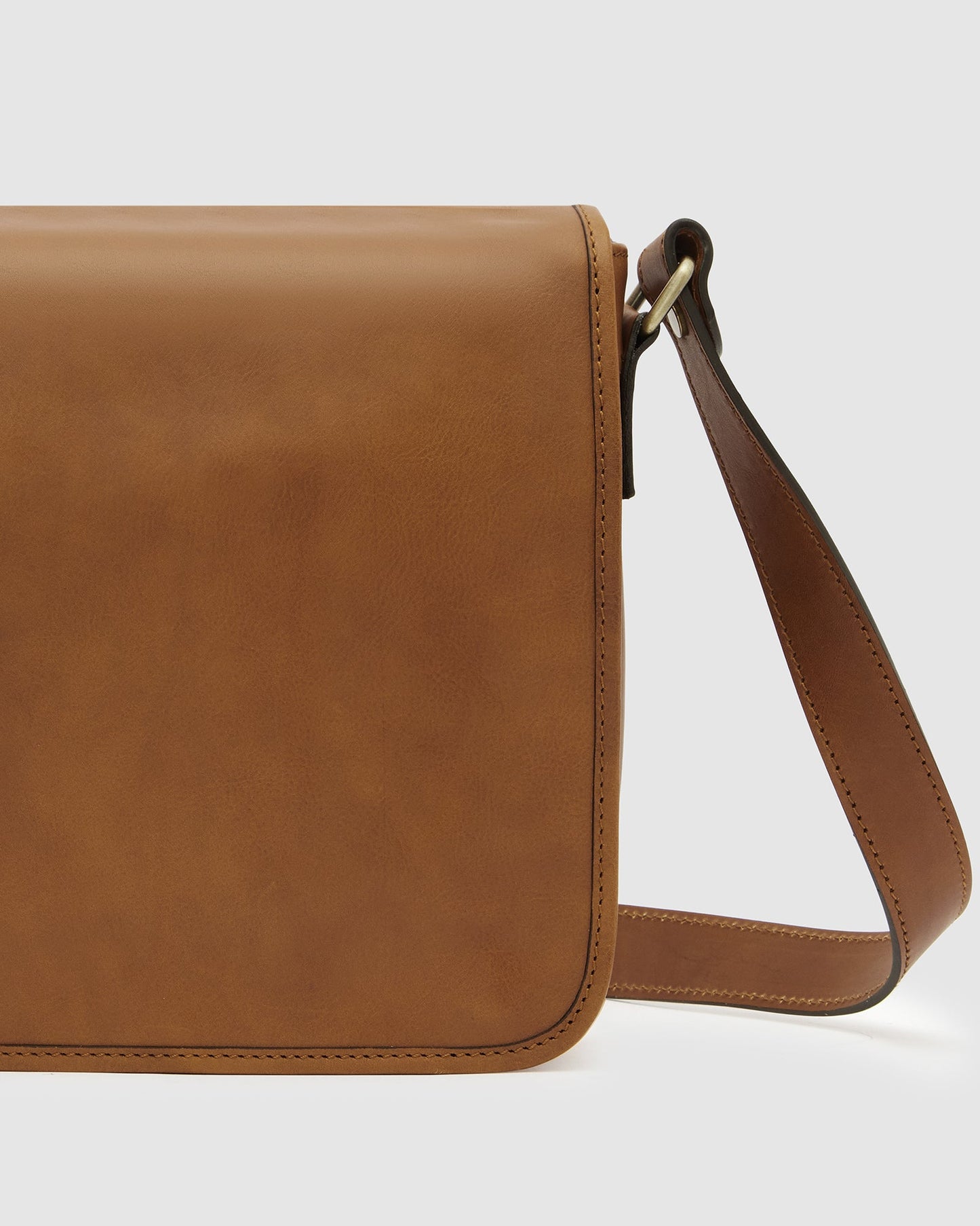 Aurelian Matt Tan - 13" Laptop-Messenger aus Leder
