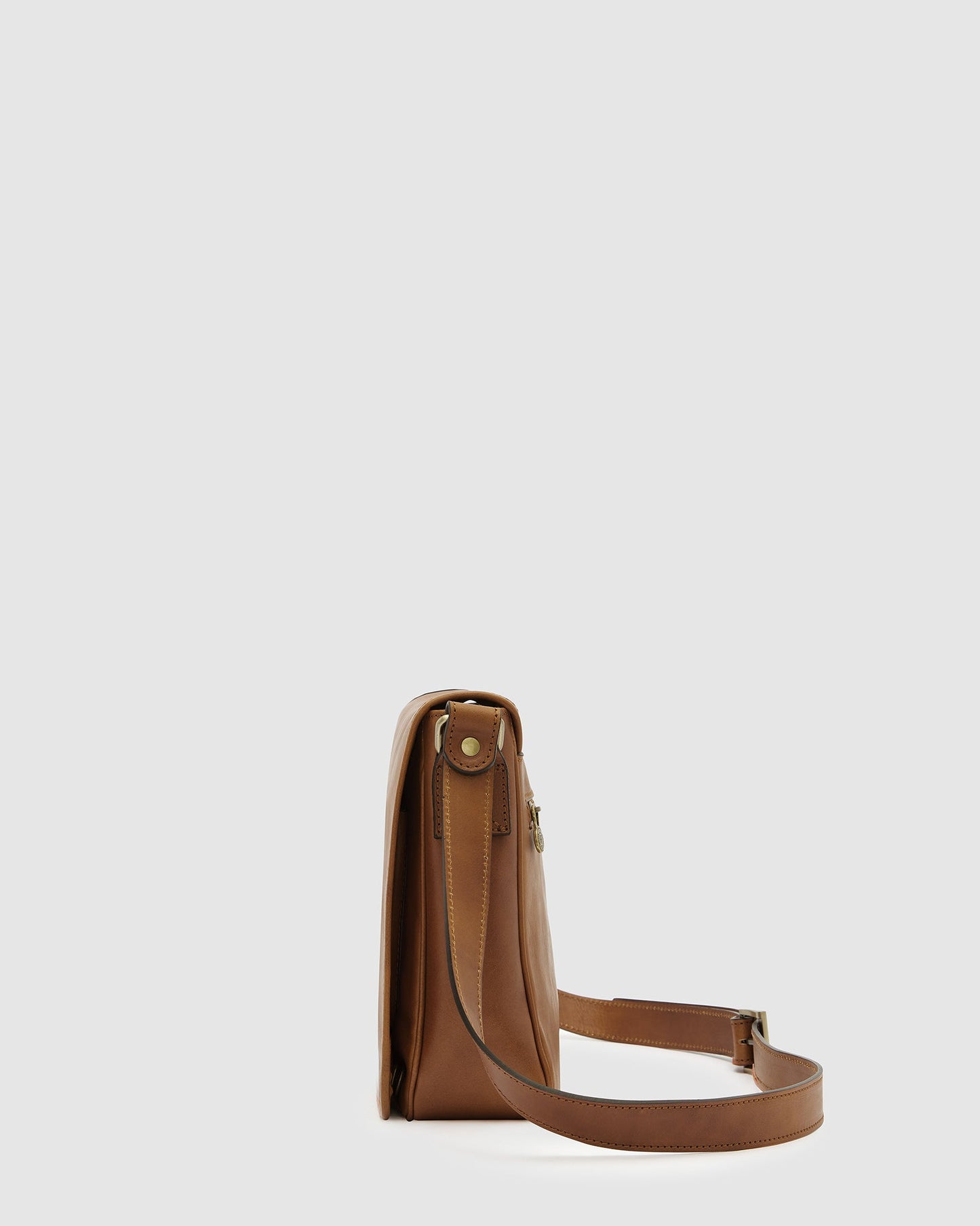 Aurelian Matt Tan - 13" Laptop-Messenger aus Leder