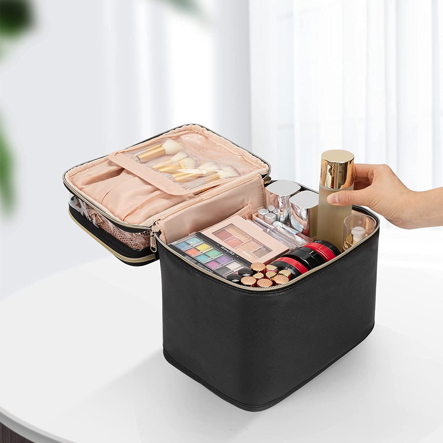 Große doppellagige Kosmetiktasche in Schwarz