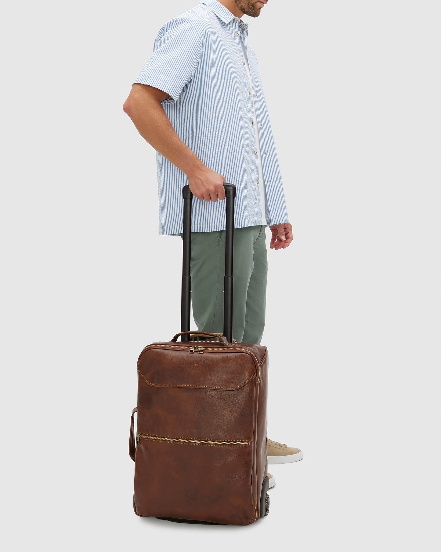 Kino Matt Brown - Leder-Trolley mit Rollen