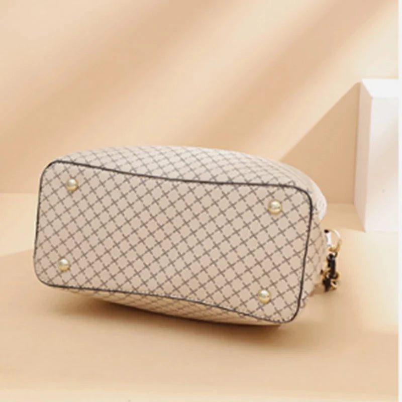 OZI A8 HANDTASCHEN