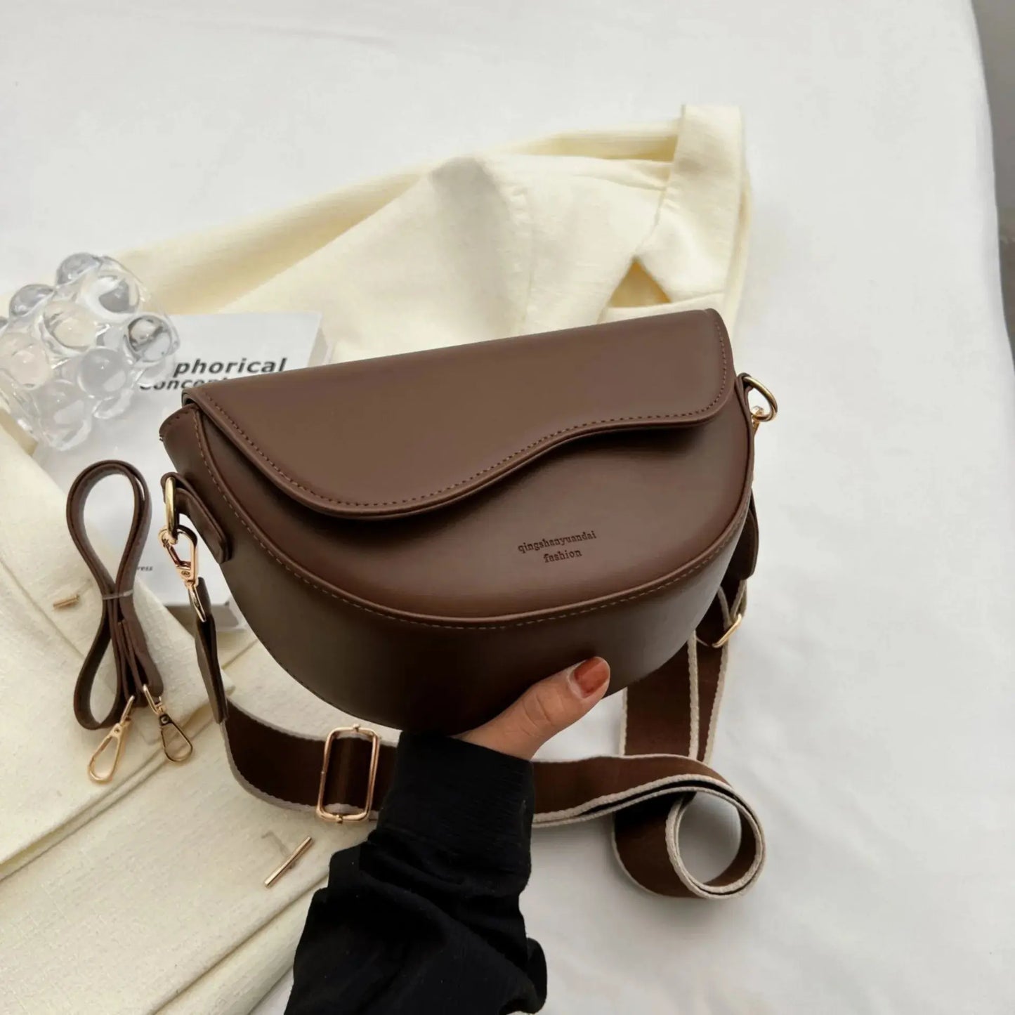 VEVA A1 HANDTASCHEN