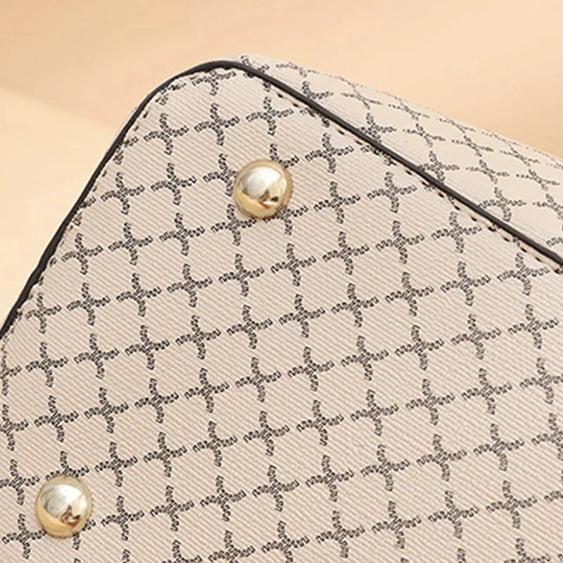 OZI A8 HANDTASCHEN
