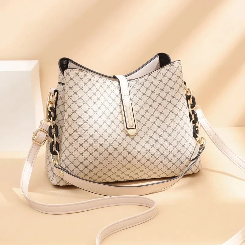 OZI A8 HANDTASCHEN