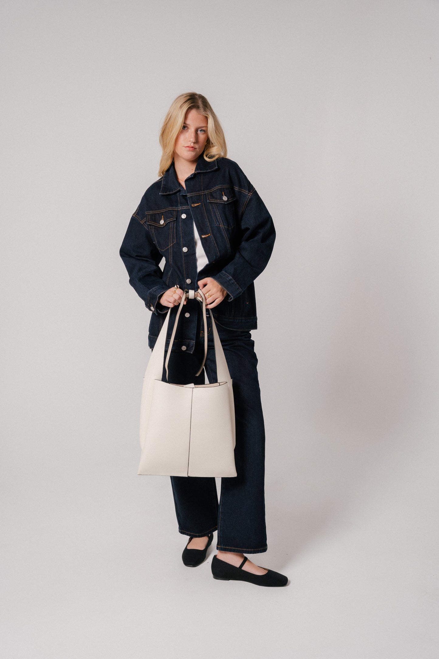 Alba Shopper mit Schleife Weiß