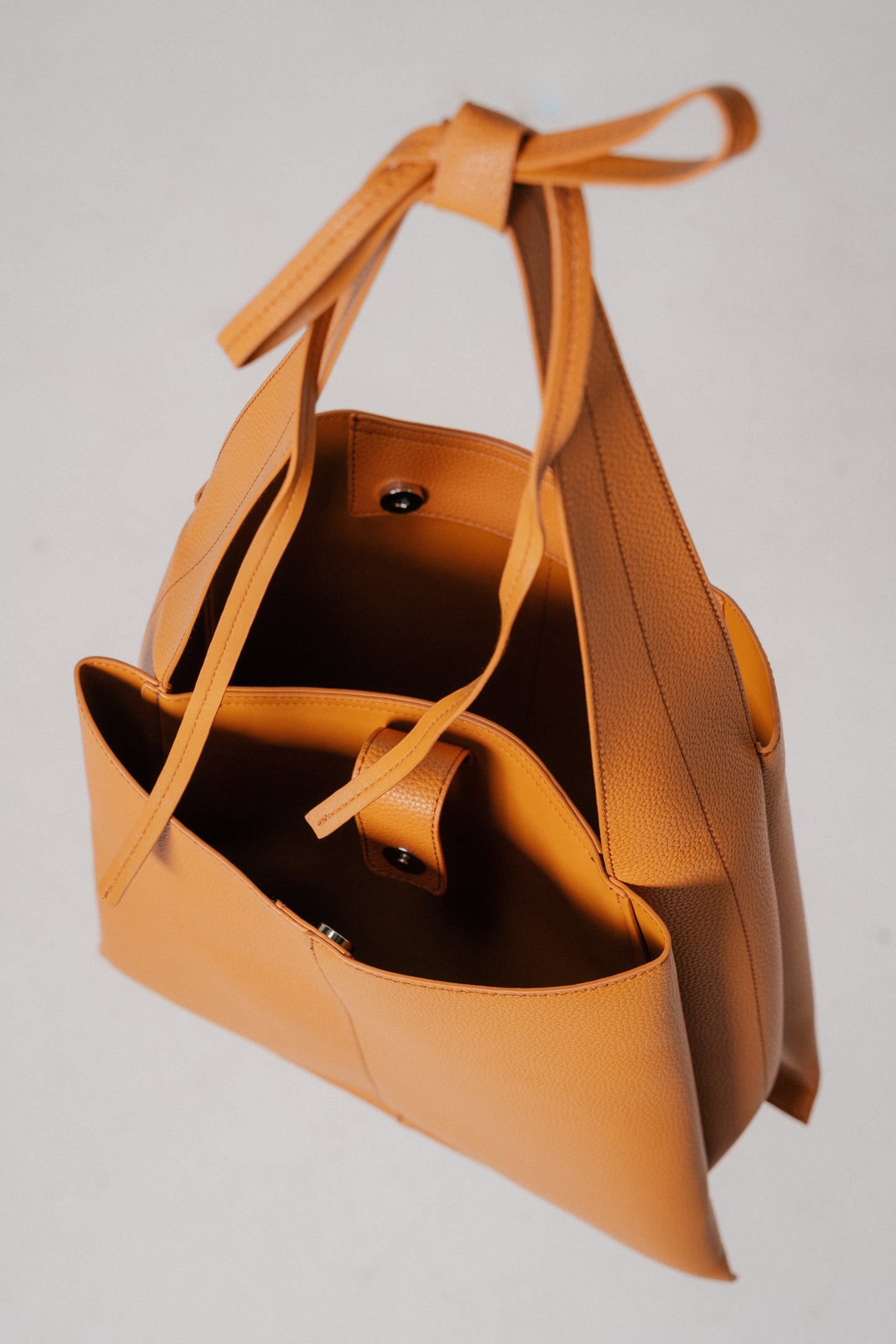 Alba Shopper mit Schleife, Hellbraun