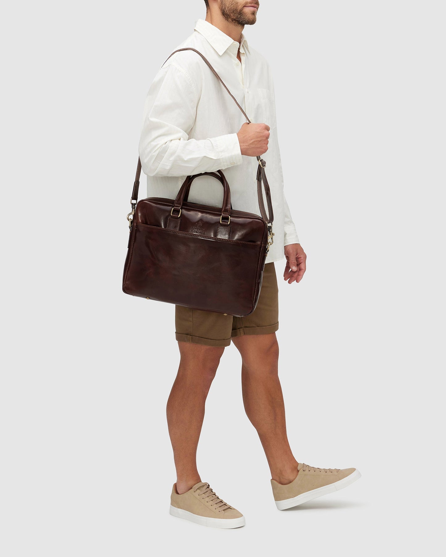 Tokyo Brown - Schlanke Laptop-Aktentasche aus Leder