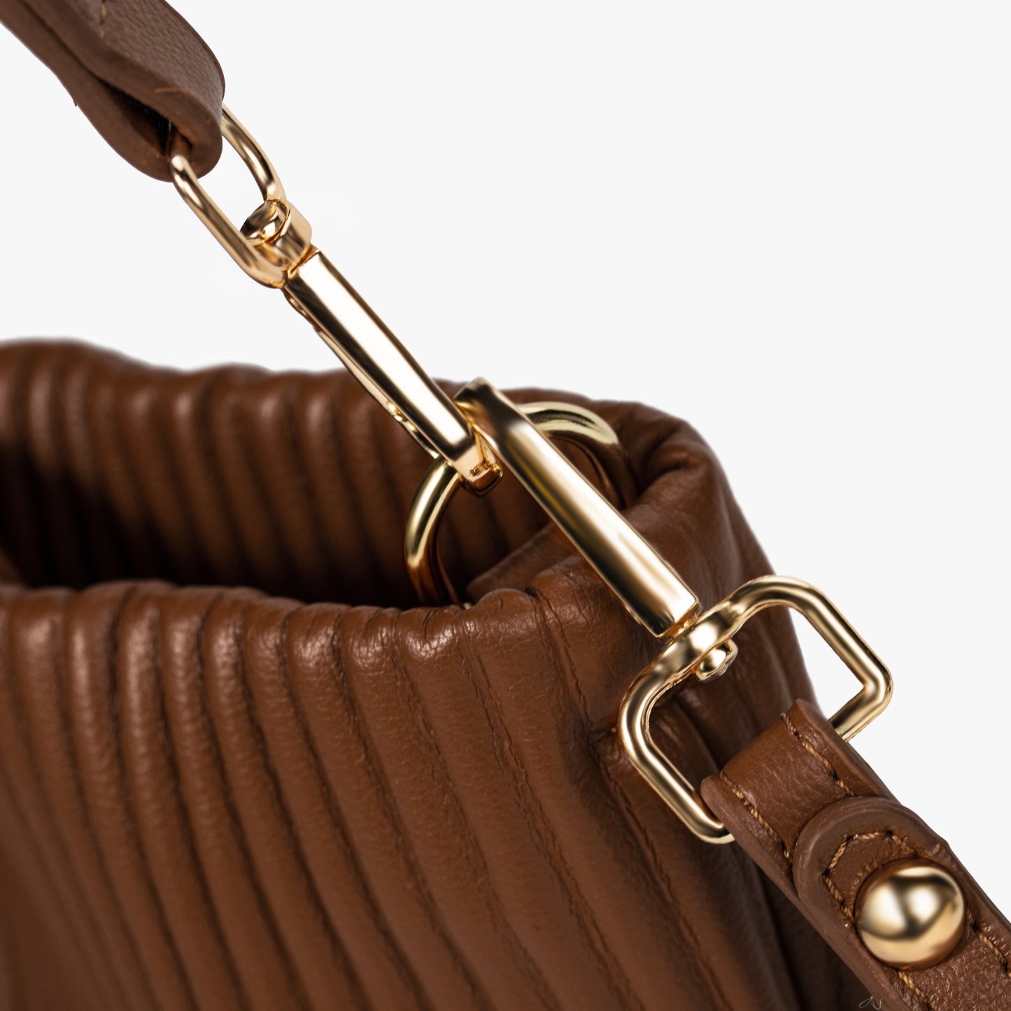 Plissierte Beuteltasche
