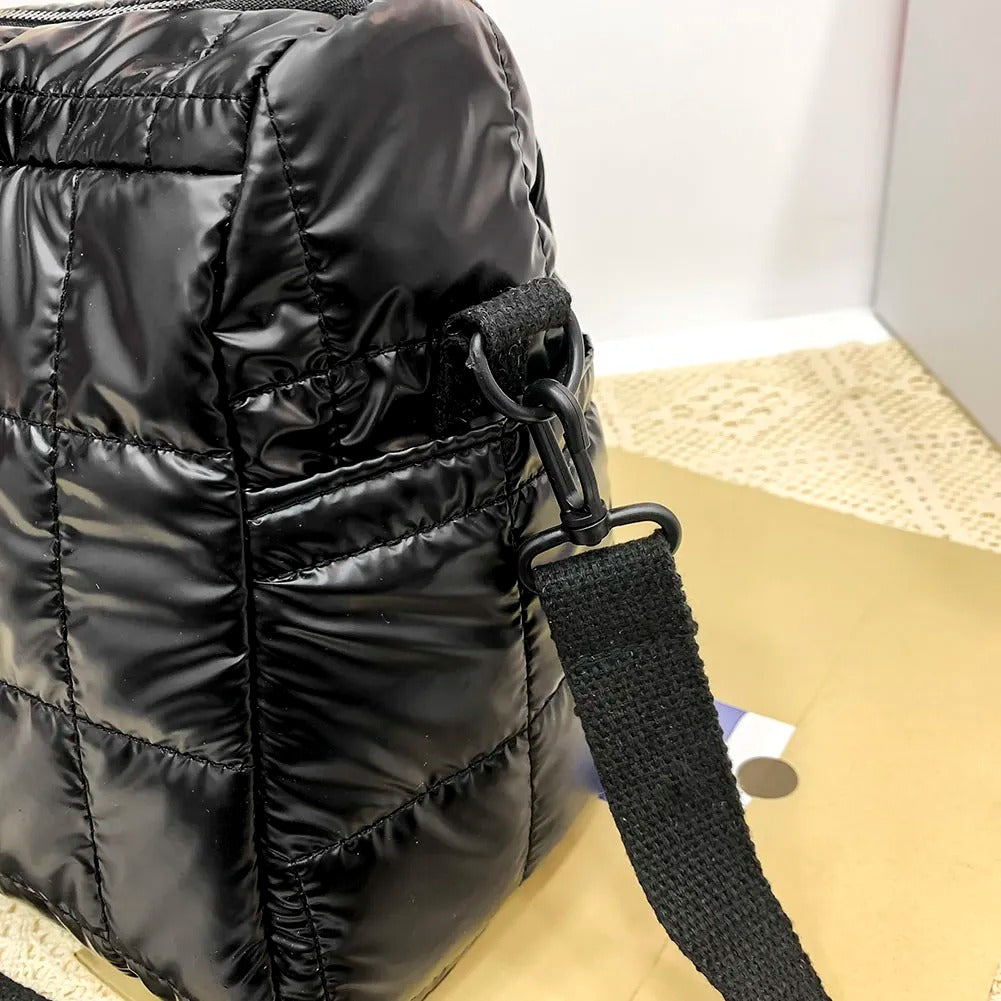Reisetasche aus Satin
