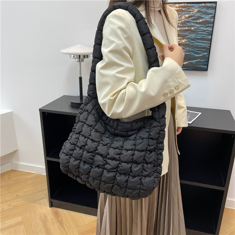 Scrunchie Hobo-Tasche