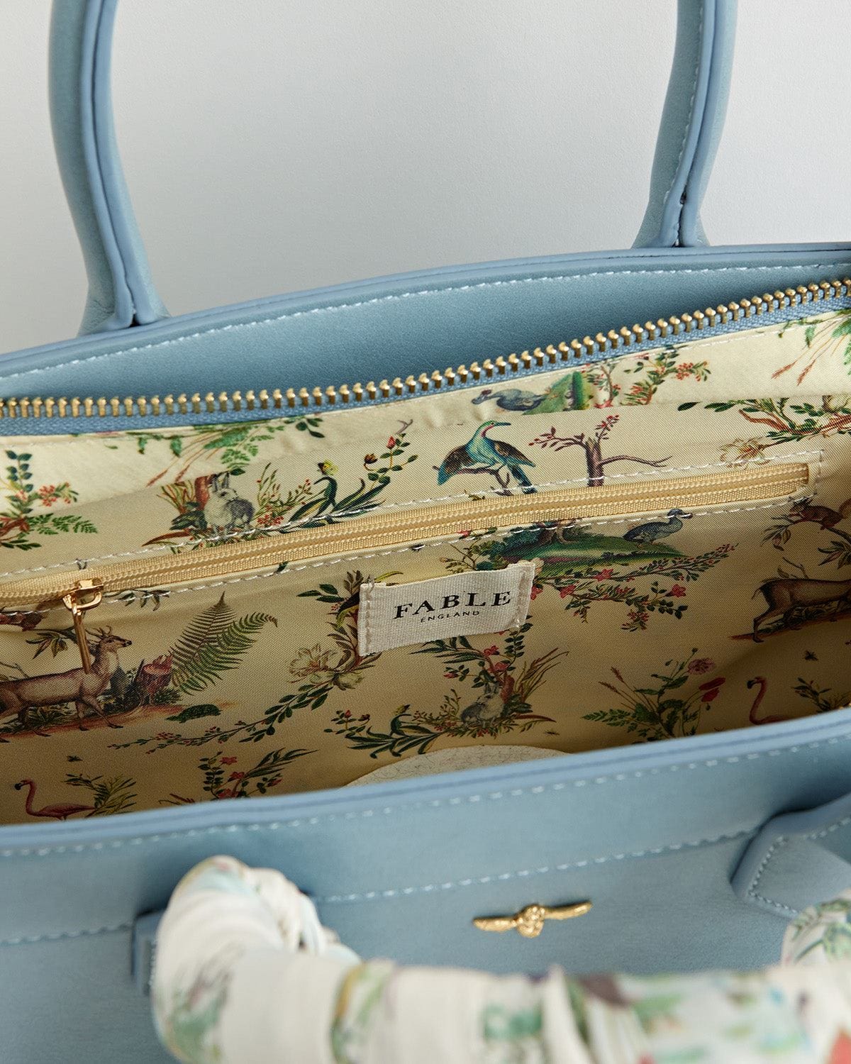 Blaue Alice-Tasche