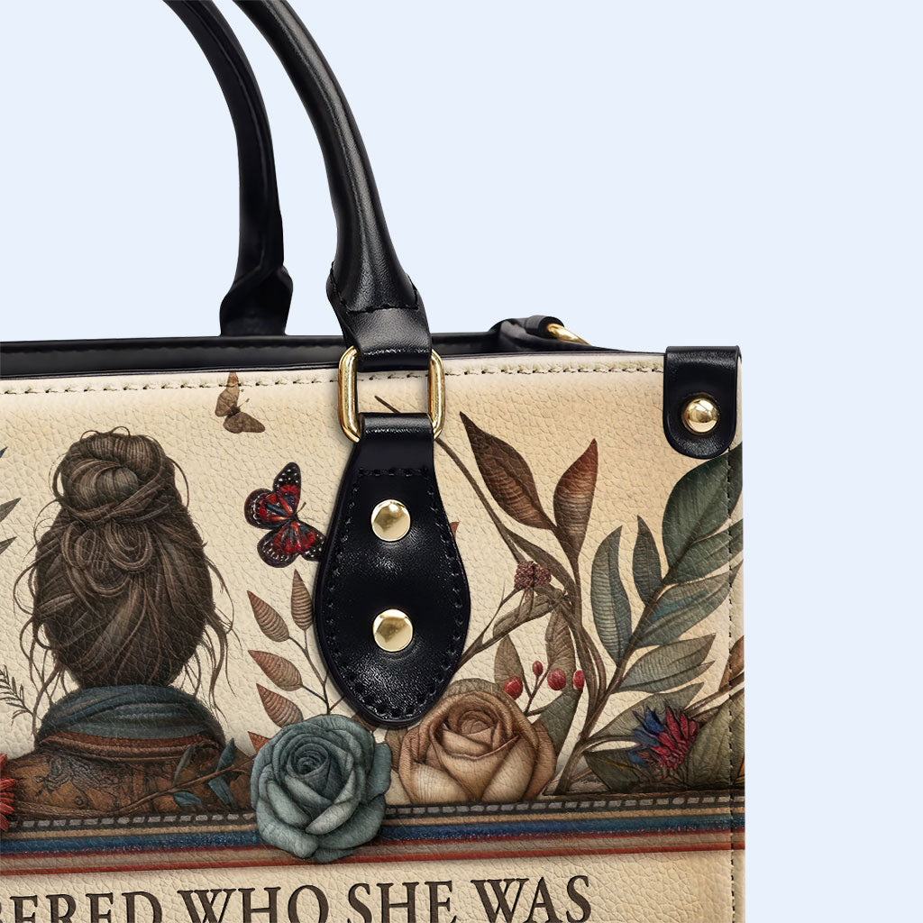 She Remembered - Schmetterling - Personalisierte Lederhandtasche - btf_remember_1 ag34