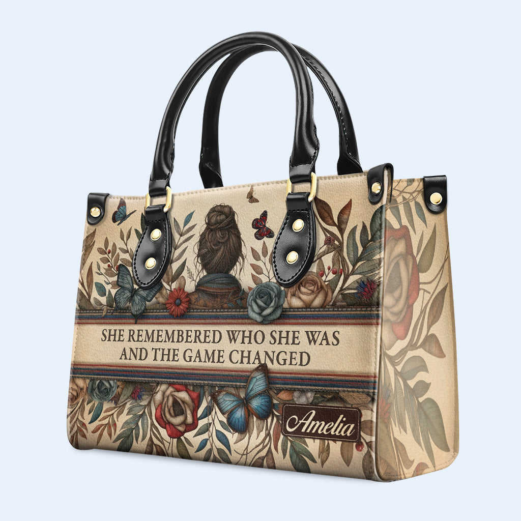 She Remembered - Schmetterling - Personalisierte Lederhandtasche - btf_remember_1 ag34
