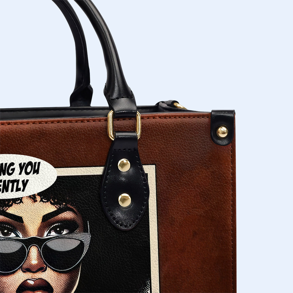 Judging You Silently - Personalisierte Lederhandtasche - judge02